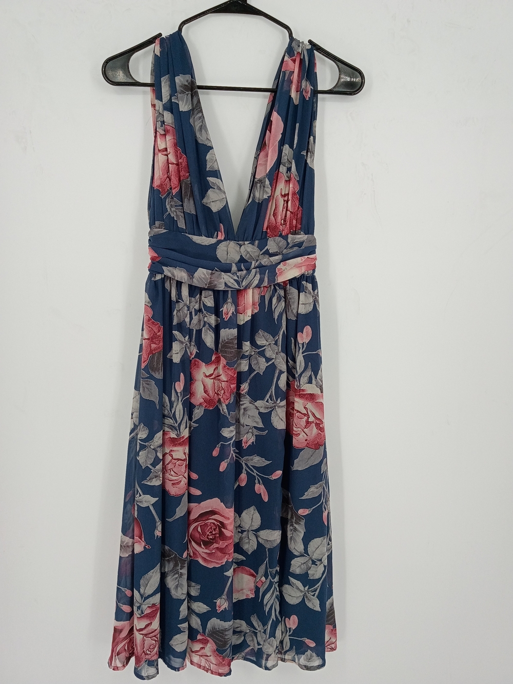 Lulus "Queen Of Hearts," Navy Blue Floral Midi Dress with Pink Roses Sz Xs
